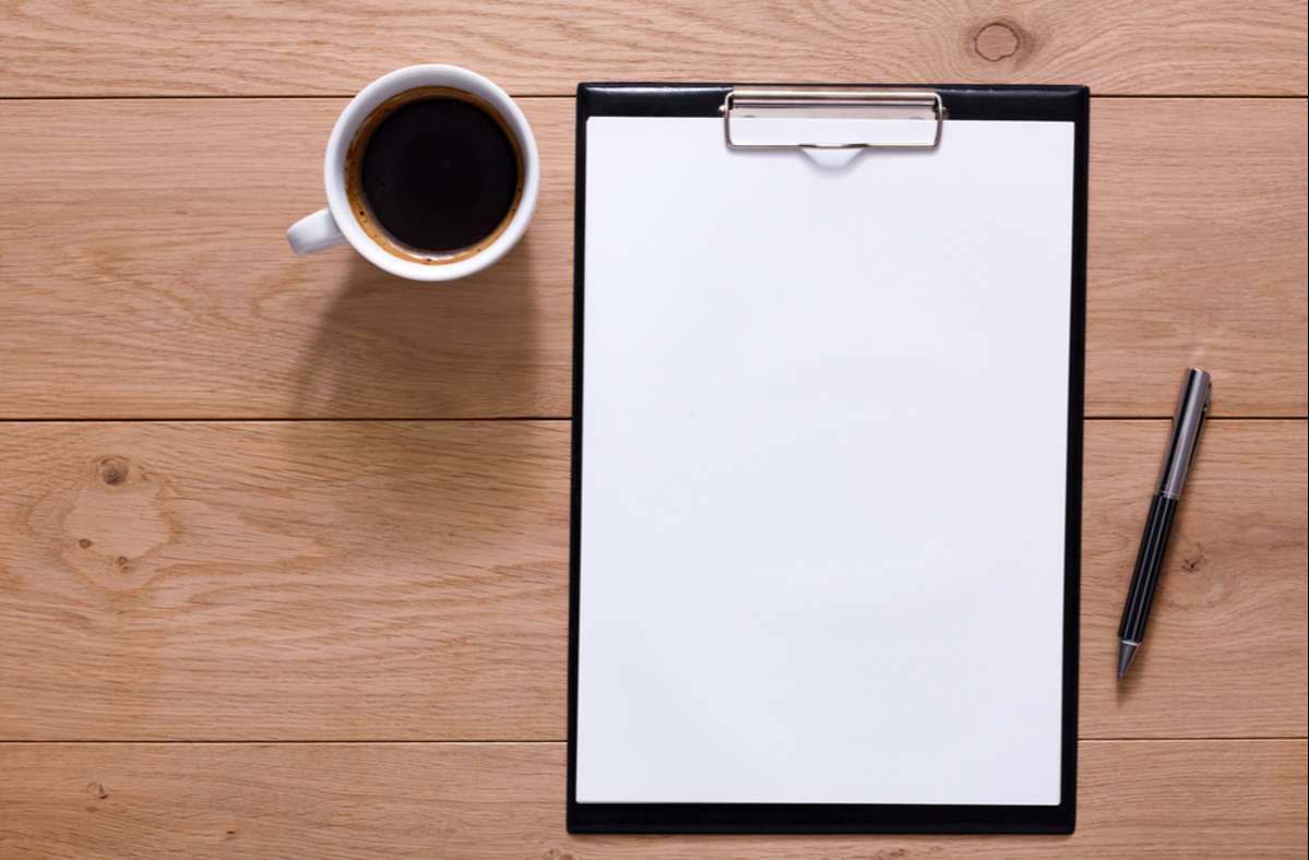 Mockup for check list, empty note paper with pen