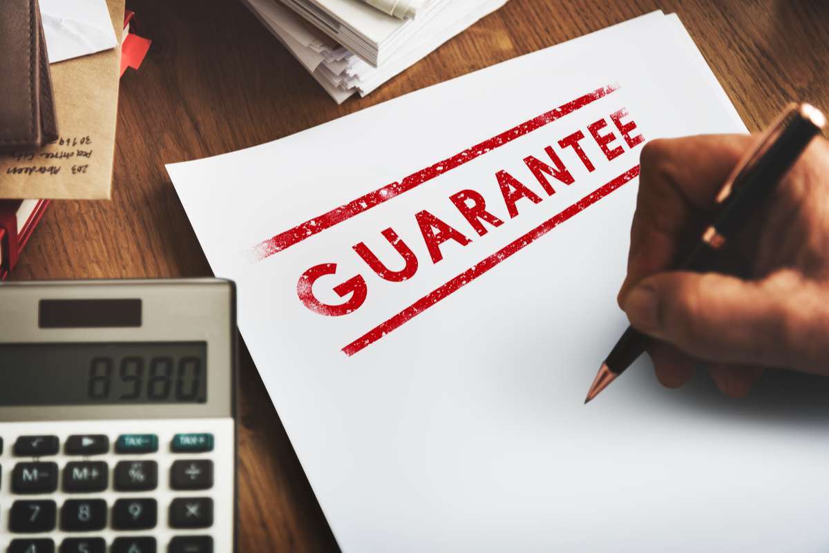 Piece of paper with Guarantee (R) (S)