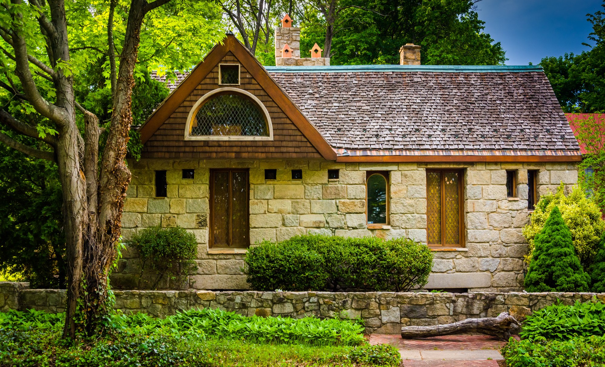 A real estate investor can generate income from a stone house in Columbia, Maryland. 